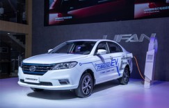 续航300公里 力帆650EV亮相北京车展