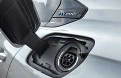 标致发力电气化 将推3款插电混动车型