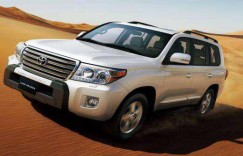 中国人保携手嘉兴星汉汽车维修有限公司举办购车嘉年华