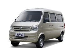 中国人保携小康东风汽车举办购车嘉年华