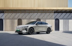 开启智电新篇章，第二代长安UNI-V智电 iDD定档4月25日公布售价以及宠粉权益