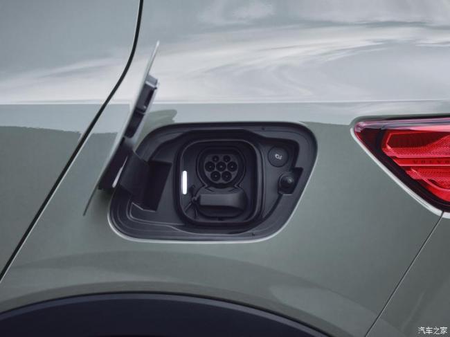 沃尔沃(进口) 沃尔沃XC40新能源(进口) 2022款 Recharge Twin 欧洲版