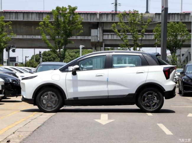几何汽车 几何E 2022款 401KM 玲珑虎 4座