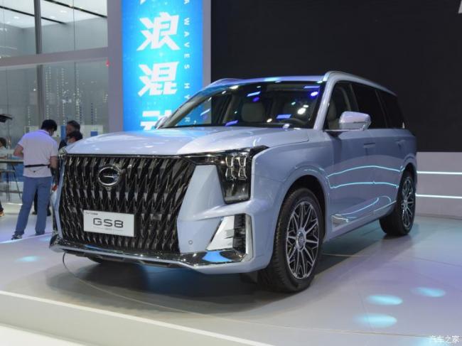 广汽乘用车 传祺GS8 2022款 双擎系列 2.0TM 四驱旗舰版（六座）