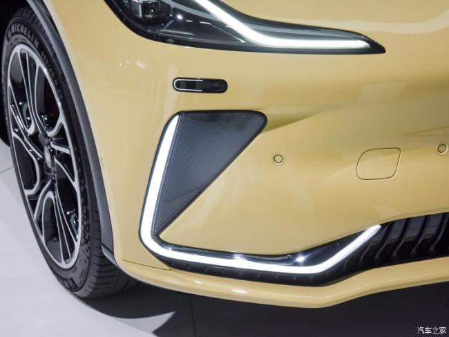 智己汽车 智己LS7 2023款 100kWh 四驱版