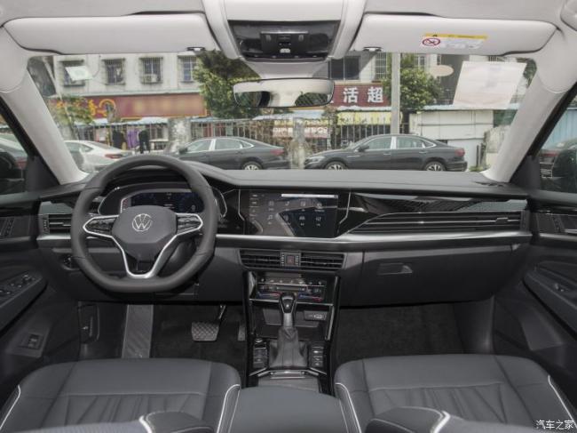 上汽大众 帕萨特 2023款 380TSI 豪华版