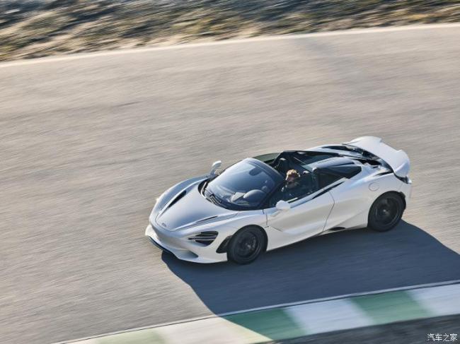 迈凯伦 迈凯伦750S 2023款 750S Spider 欧洲版